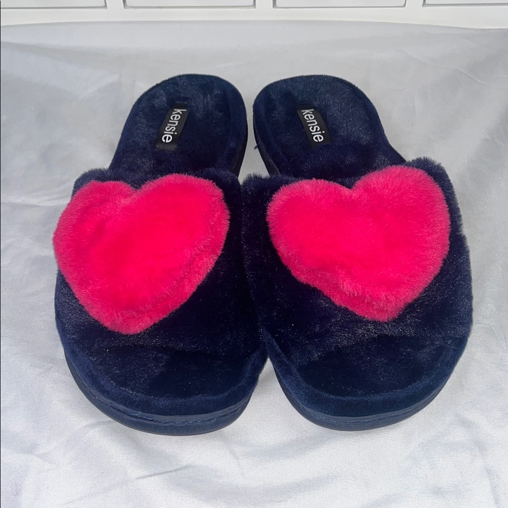Kensie Navy Slippers with Pink Heart